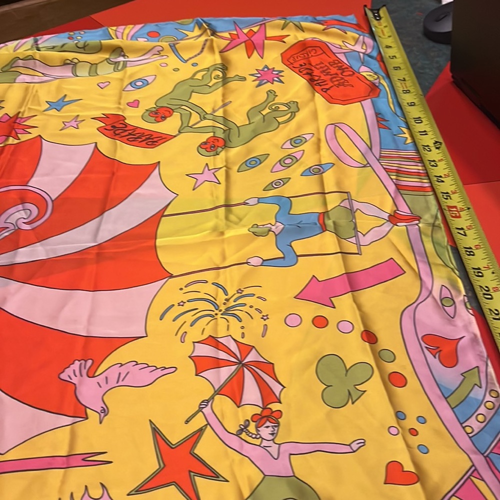 Parade Scarf - Picture 5 of 8
